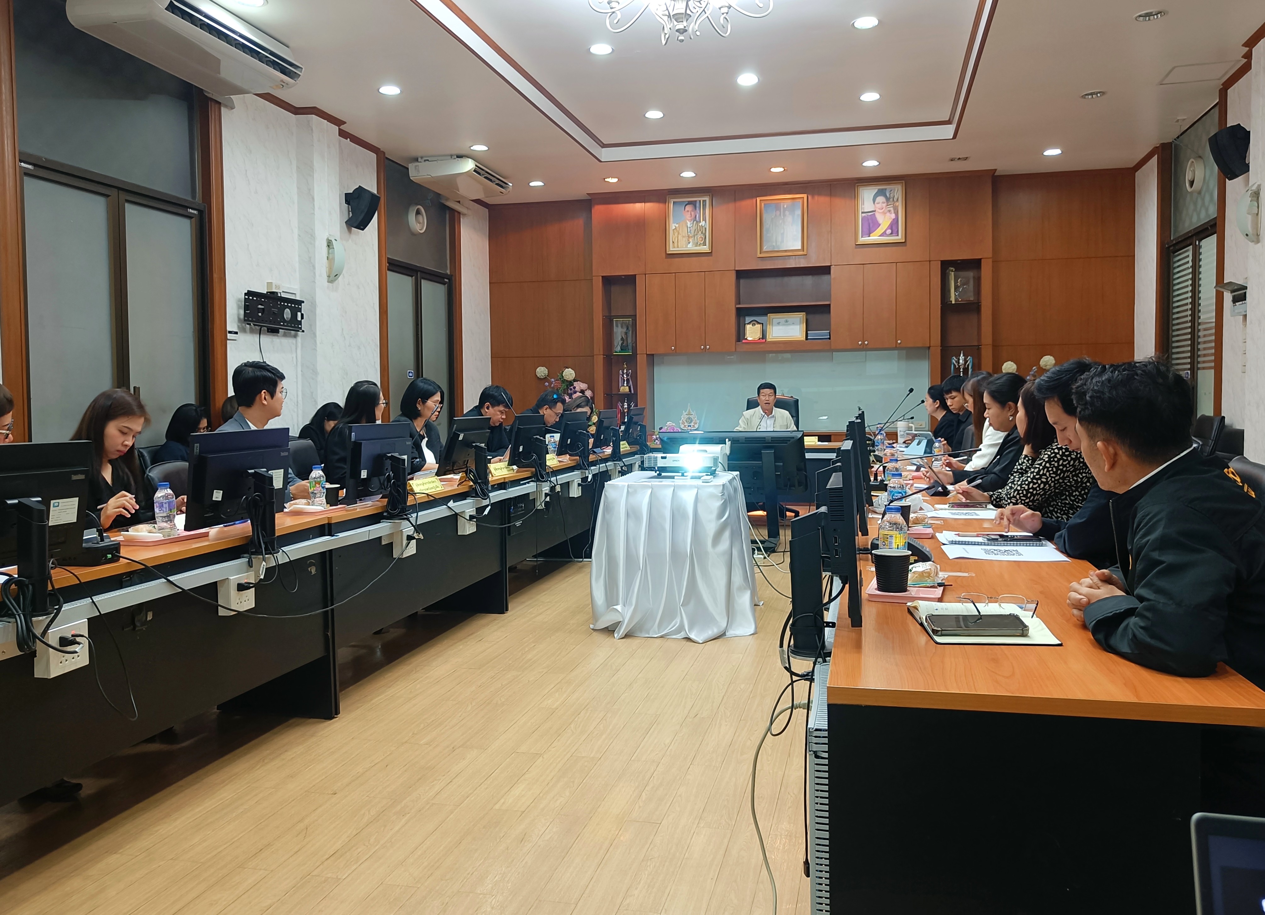 title - ประชุมคณะทำงานพัฒนากระบวนการทำงานเพื่อรองรับการปฏิบัติงานด้วยระบบเทคโนโลยีดิจิทัล ของสำนักงานการปฏิรูปที่ดินเพื่อเกษตรกรรม (ส.ป.ก.) ครั้งที่ 1/2568 